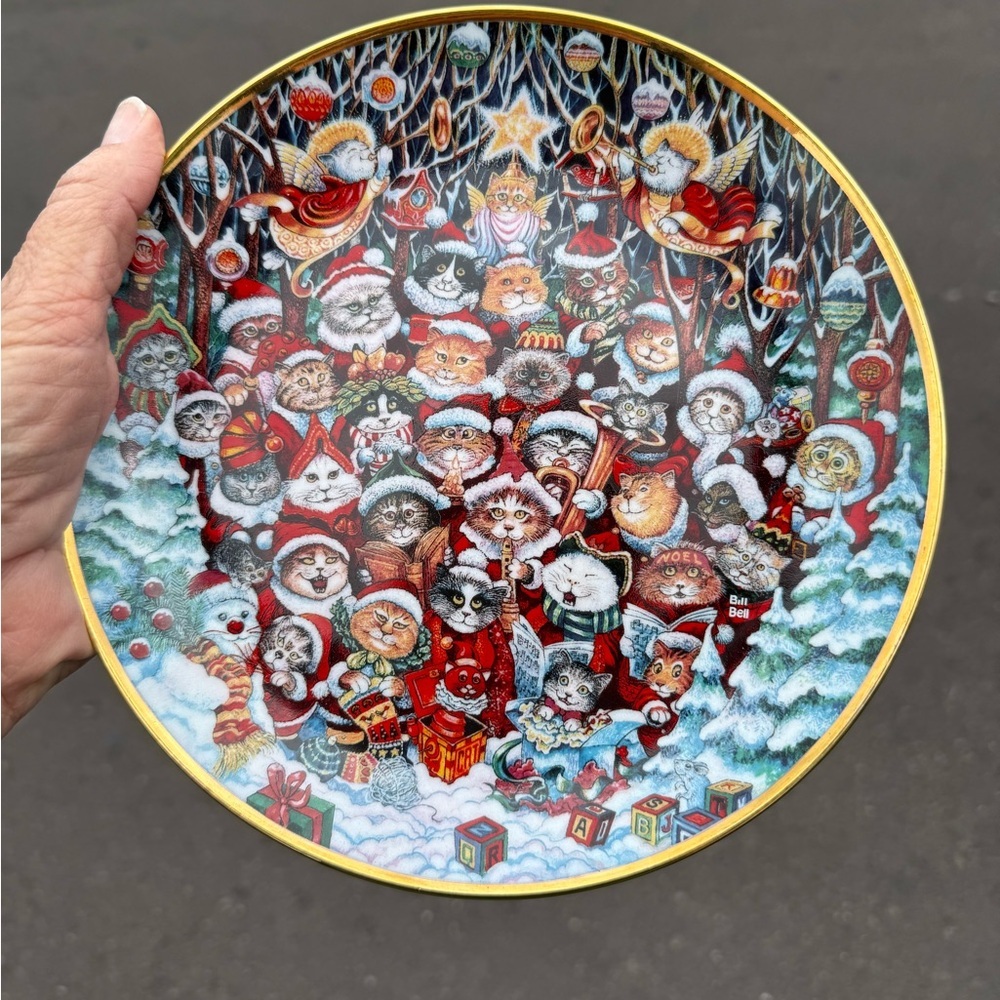 Franklin Mint Santa Claws Decorative Plate